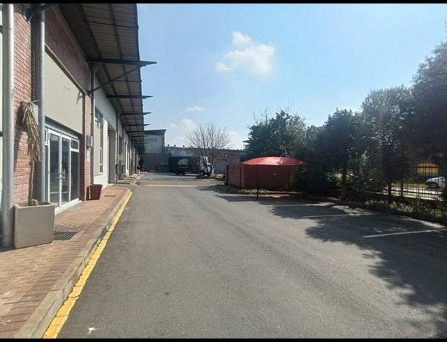 INDUSTRIAL PROPERTY TO RENT IN LASER PARK